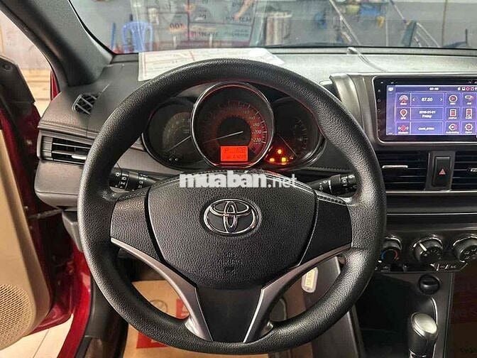 Toyota Yaris màu đỏ 2016 máy 1.5E nhập thái xe zin