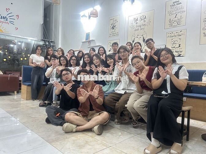Sang quán trà sữa + ăn sáng ngay cổng đại học Ngân Hàng (Thủ Đức).