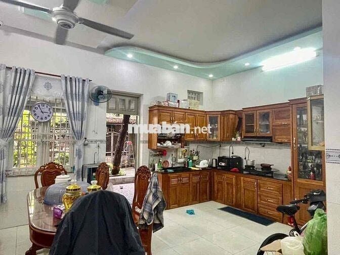 nhà biệt thự mi ni ngay ngã 4 tân phong