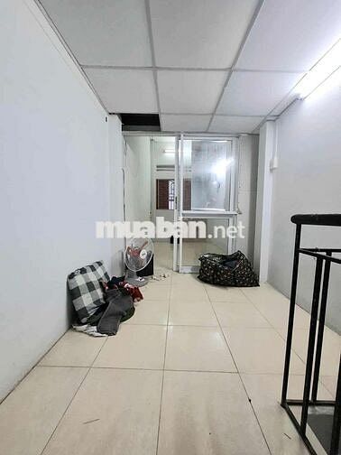 Bán nhà quận 1 sát mặt tiền đường Bùi Viện khu phố tây hẻm 3gác thông