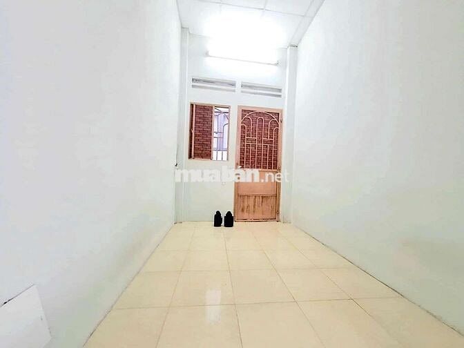 Bán nhà quận 1 sát mặt tiền đường Bùi Viện khu phố tây hẻm 3gác thông