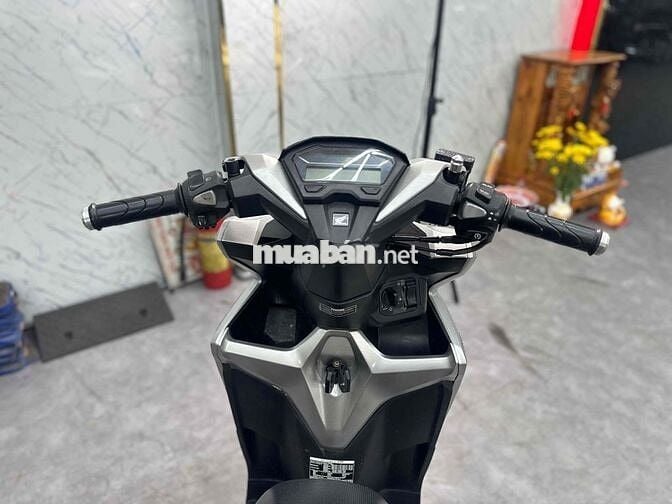 Vario150 2018 máy zin, bao rút (gop 0 giam cavet)
