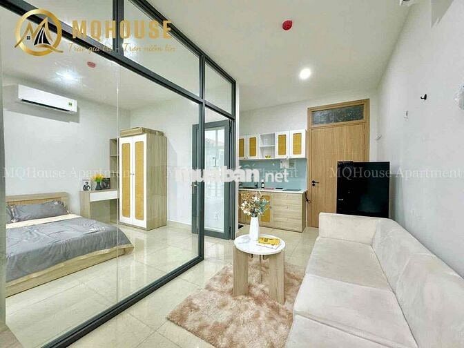 CHDV full nội thất 1pn ban công, cửa sổ cực thoáng ngay sân bay TSN