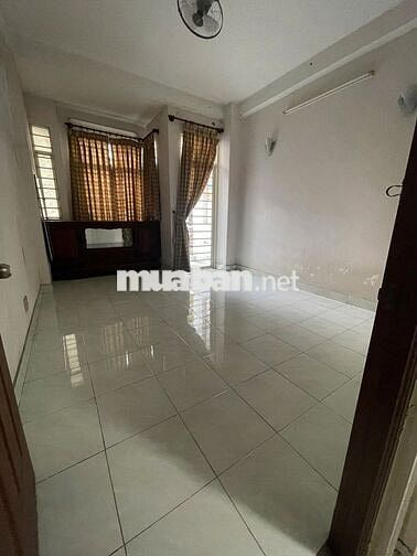 Cho thuê nhà mặt tiền Ni Sư Huỳnh Liên, Q.Tân Bình – 3PN 3WC