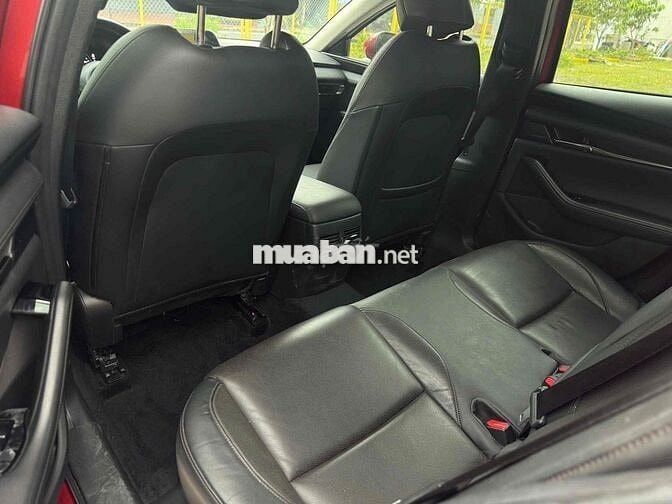 Mazda 3 2022 1.5L Luxury - 21000 km