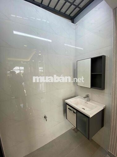 KHU VIP NHẤT NGÃ TƯ GÒ MÂY, NHÀ PHỐ HIỆN ĐẠI 5 TẦNG, FULL NỘI THẤT