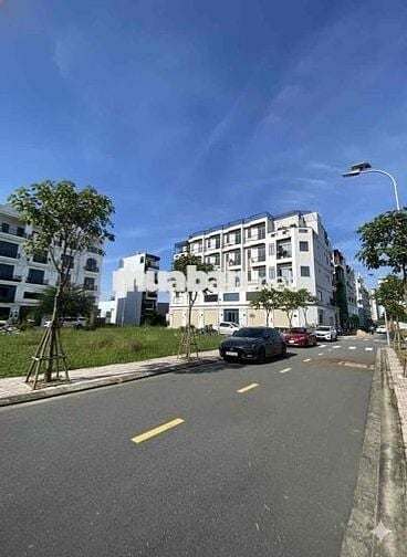KHU VIP NHẤT NGÃ TƯ GÒ MÂY, NHÀ PHỐ HIỆN ĐẠI 5 TẦNG, FULL NỘI THẤT