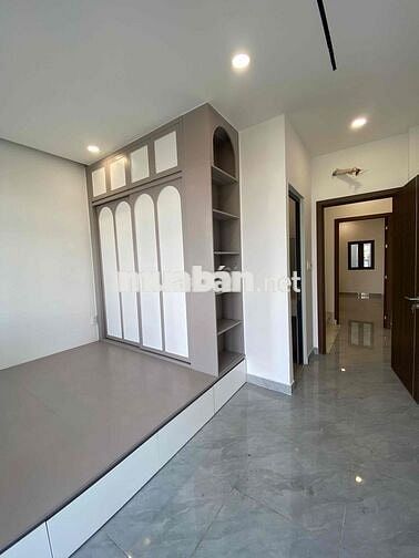 KHU VIP NHẤT NGÃ TƯ GÒ MÂY, NHÀ PHỐ HIỆN ĐẠI 5 TẦNG, FULL NỘI THẤT