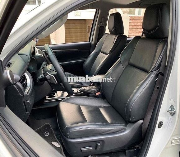 Toyota Fortuner 2022 2.4 4x2 AT - 55000 km
