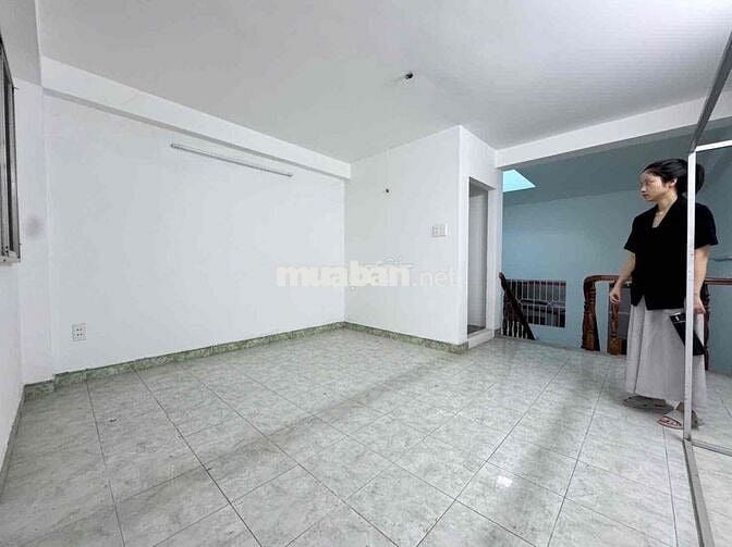 CHO THUÊ COMBO 4 SÀN MẶT TIỀN HOA LAN – PHÚ NHUẬN