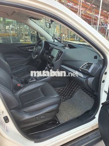 Subaru Forester 2020 2.0i-L - 30000 km