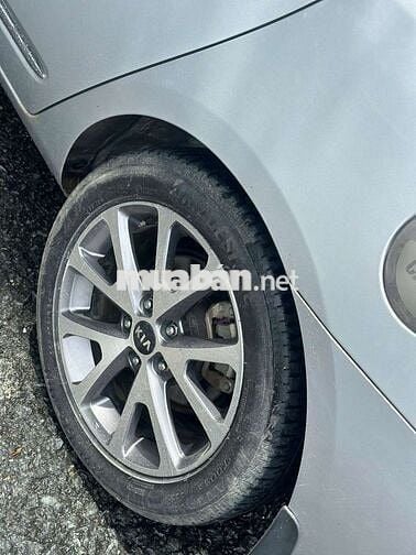 Mitsubishi Pajero Sport 2.4D 4x2 2019 nhập Thái