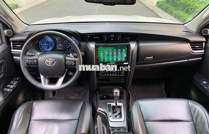 Toyota Fortuner 2022 2.4 4x2 AT - 55000 km