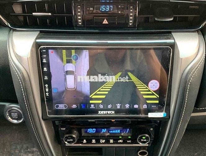 Toyota Fortuner 2022 2.4 4x2 AT - 55000 km