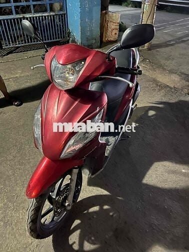 Honda Vision giá công nhân đi làm
