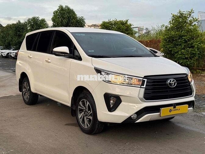 Toyota Innova 2024 E 2.0 MT - 26000 km