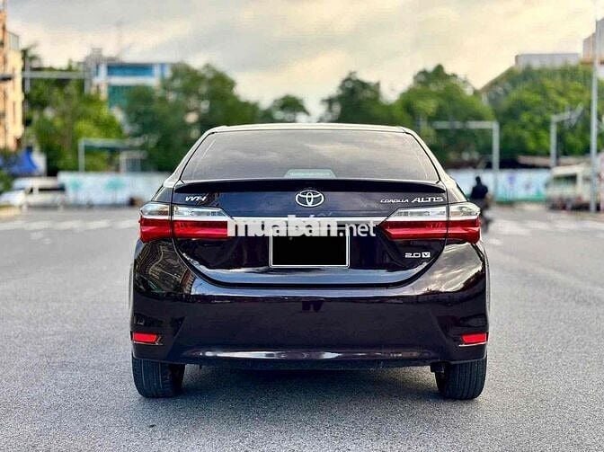 Toyota Corolla Altis 2018 1.8E AT - 70000 km
