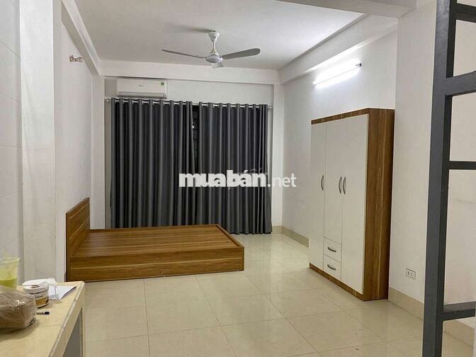 Phòng trọ đẹp giá rẻ mặt đường rộng.