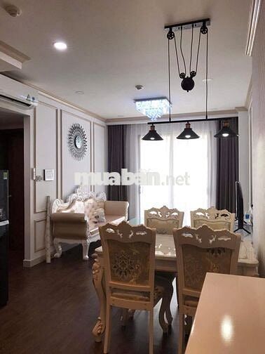 Cho thuê căn hộ Sài Gòn Royal - Q4, DT 60m2, 2 PN, 1WC, Giá 18tr/th