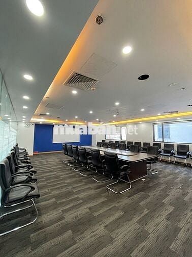 Cho thuê Văn Phòng Duy Tân, Cầu Giấy 128m2 giá hời,vị trí đẹp