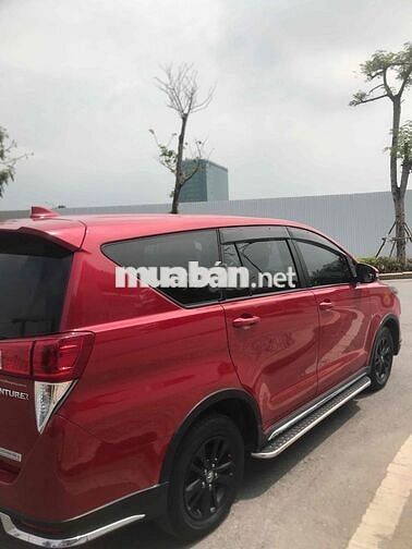 Toyota Innova venturer