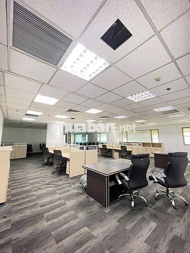 Cho thuê Văn Phòng Duy Tân, Cầu Giấy 128m2 giá hời,vị trí đẹp
