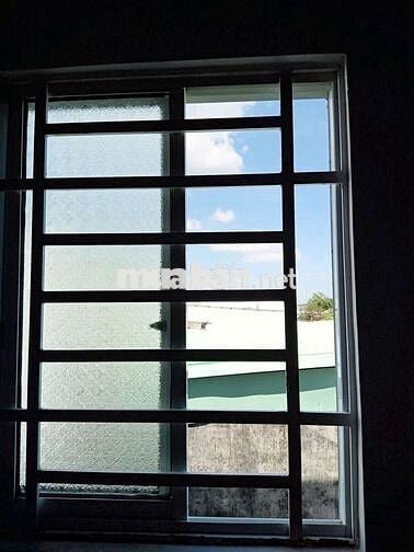 NHÀ KIÊN CỐ 2 PHÒNG NGỦ, CÁCH TRƯỜNG CĐ KINH TẾ KỸ THUẬT 5P CHẠY XE