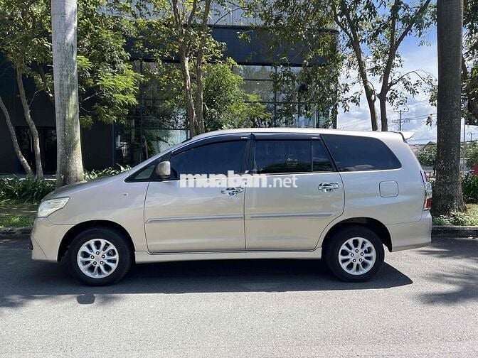 Toyota Innova 2014 2.0E MT Số Sàn Xe 1 Chủ Mua Mơi