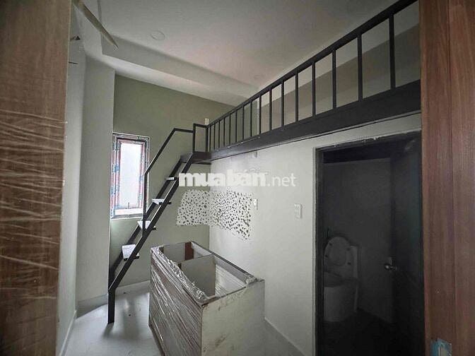 Duplex Ở 2-3 Sinh Viên Ở Liền Được Ngay Siêu Thị Go Gần KCX Tân Thuận