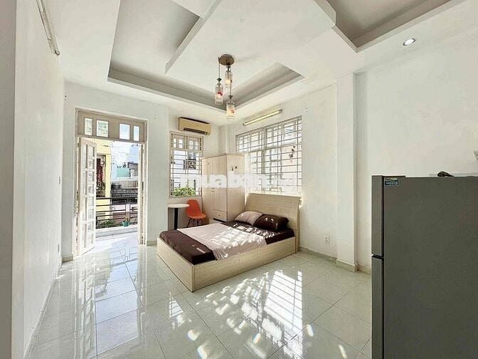 CĂN HỘ CÓ BAN CÔNG FULL NỘI THẤT NGAY TÂN BÌNH