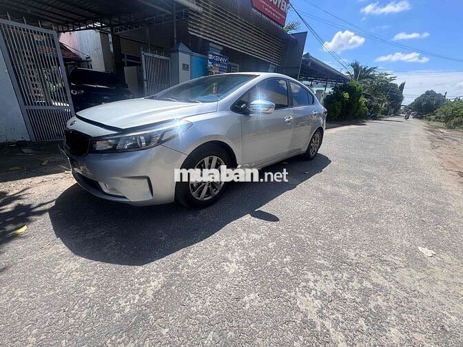 Kia Cerato 2017 1.6 AT - 290 km