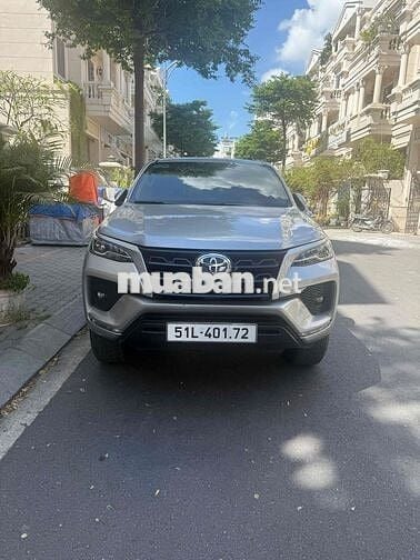 Toyota Fortuner 2022 2.4 4x2 MT - 90000 km