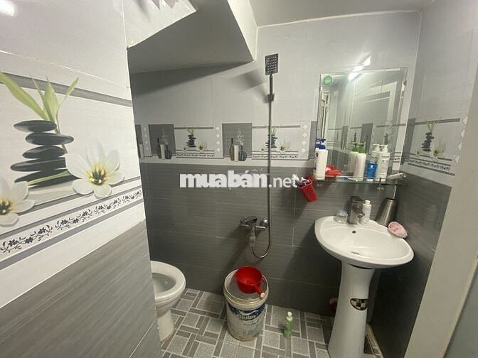 BÁN NHÀ MẶT TIỀN NGUYỄN THỊ MINH KHAI - DĨ AN, BÌNH DƯƠNG giá 6.8 tỷ