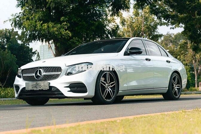 LONG ANH AUTO về Mercedes E200 Sport Limited