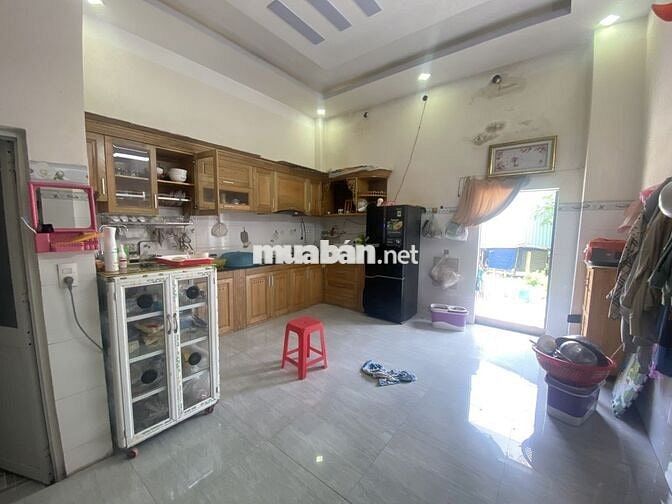 BÁN NHÀ MẶT TIỀN NGUYỄN THỊ MINH KHAI - DĨ AN, BÌNH DƯƠNG giá 6.8 tỷ