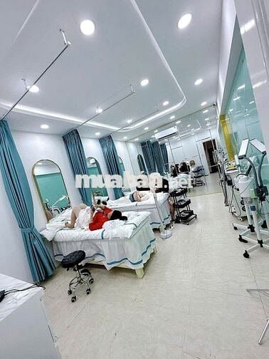 SIÊU PHẨM MẶT TIỀN 50B HOA ĐÀO – HẦM, TRỆT, 3 LẦU – NGANG 5M DÀI 20M