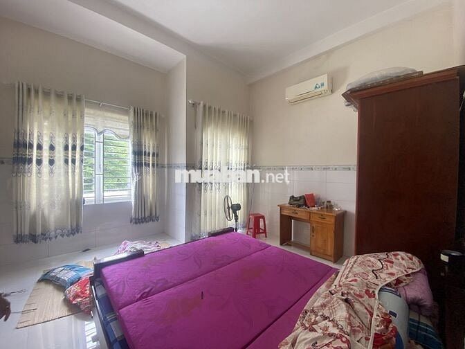 BÁN NHÀ MẶT TIỀN NGUYỄN THỊ MINH KHAI - DĨ AN, BÌNH DƯƠNG giá 6.8 tỷ