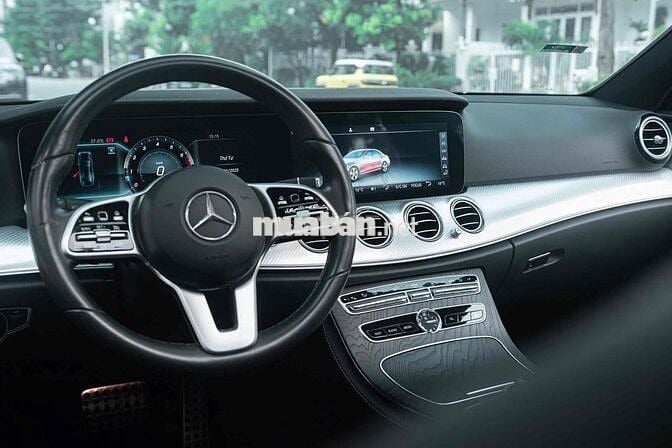 LONG ANH AUTO về Mercedes E200 Sport Limited