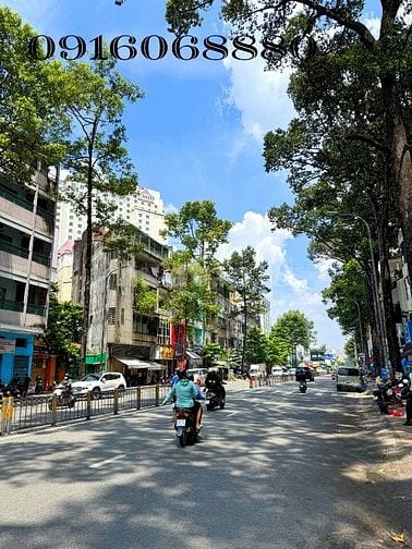 BÁN NHÀ MẶT TIỀN : 294 TRẦN PHÚ - P. 8 - Q. 5 - TPHCM