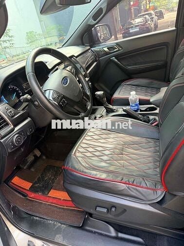 Ford Everest 2020 Titanium 2.0L 4x4 AT full xe zin