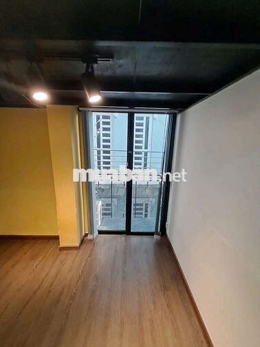 Duplex Ban Công Cực Xinh Ngắm Trọn Trung Tâm Thành Phố