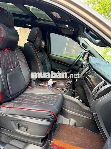 Ford Everest 2020 Titanium 2.0L 4x4 AT full xe zin