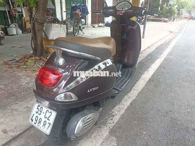 Vespa Piaggio LX Fi fun xăng 2012