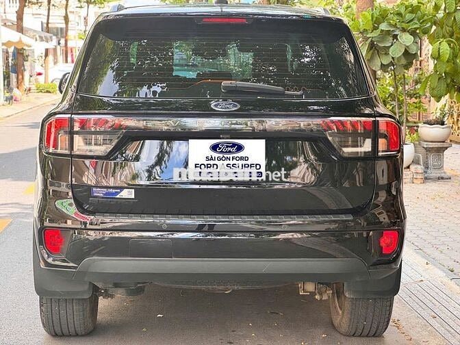 Ford Everest 2024 Sport - Nhập Thái Lan, zin 98%