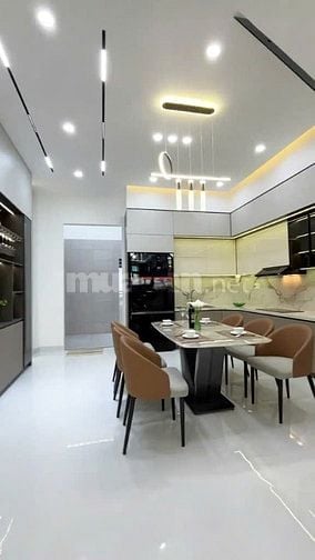 CẦN BÁN GẤP NHÀ MỚI XÂY - SỔ HỒNG RIÊNG -P.CHANH HIỆP -TPHCM