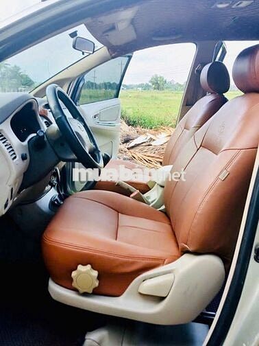 Toyota Innova 2006 G - 123 km