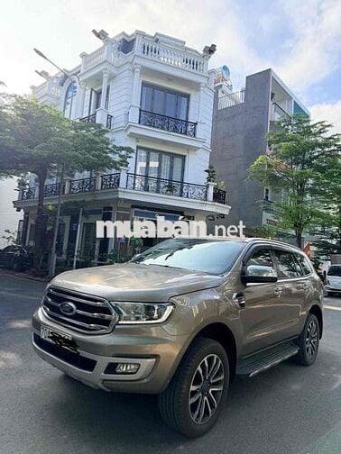 Ford Everest 2020 Titanium 2.0L 4x4 AT full xe zin