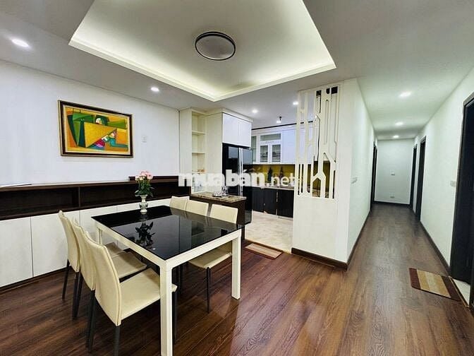 Cho thuê Golden Palace, Mễ Trì 148m2 4PN full nội thất đẹp giá 24tr/th
