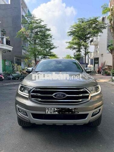 Ford Everest 2020 Titanium 2.0L 4x4 AT full xe zin