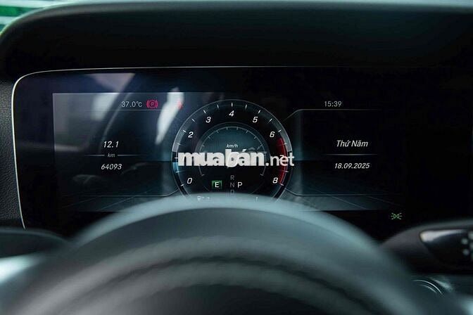 Mercedes Benz E Class 2019 E200 Sport - 68000 km